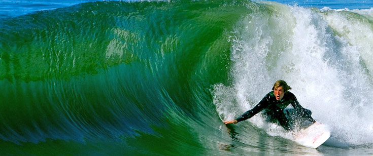 Surfing-California